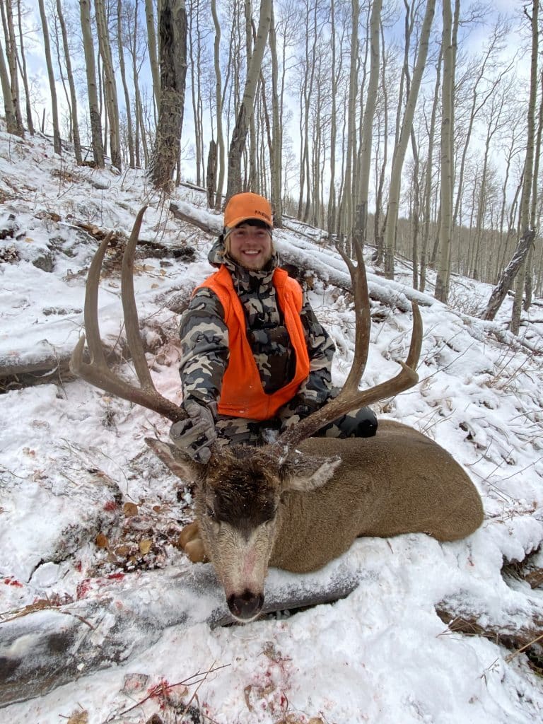 mule deer buck trophy 4th Rifle outfitter guide 